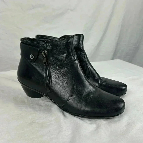 Womens Black Leather Bootie Size 8 Naturalizer N5 Comfort 1 Inch Heel - Picture 1 of 5